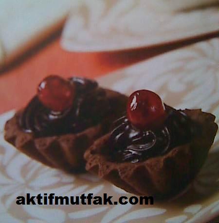 KAHVELİ MİNİK TARTLAR